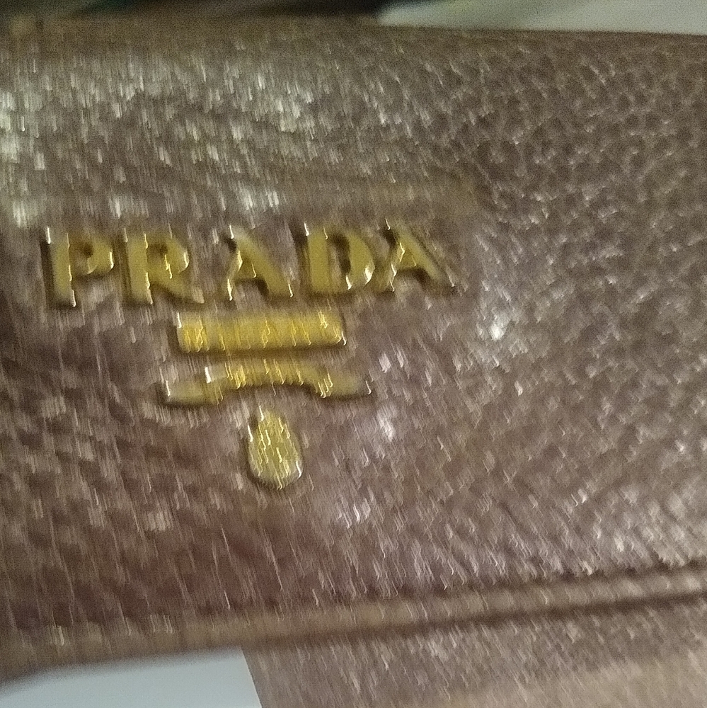 Auth. Prada Wallet - Picture 6 of 16